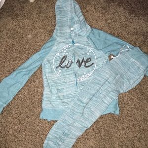 Sweatshirt and sweatpants set